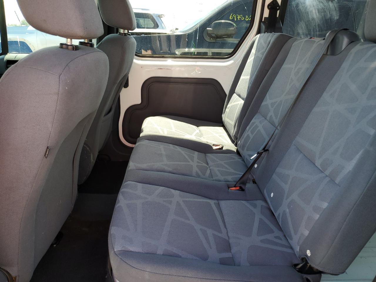 FORD TRANSIT CONNECT XLT PREMIUM