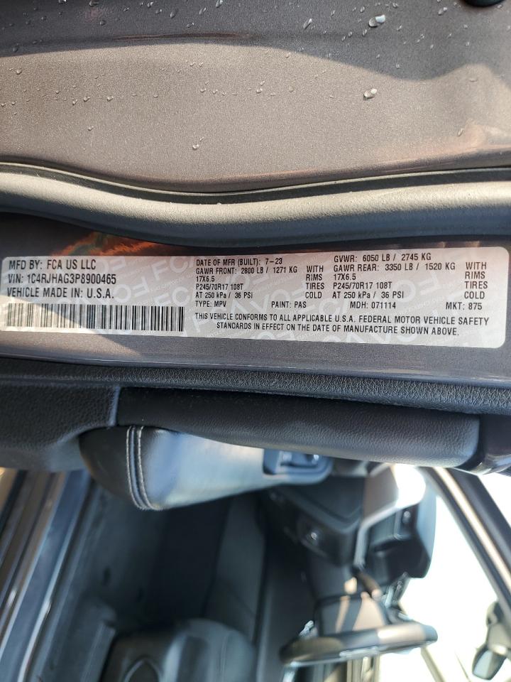 JEEP GRAND CHEROKEE LAREDO