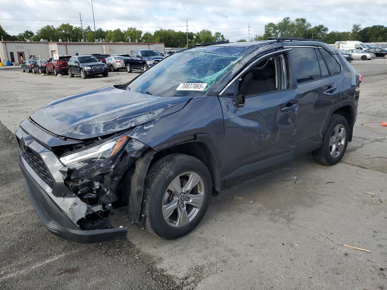 TOYOTA RAV4 XLE