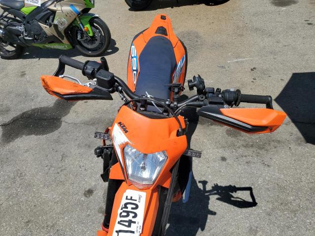 2023 KTM 690 SMC R VBKLSV405PM743348