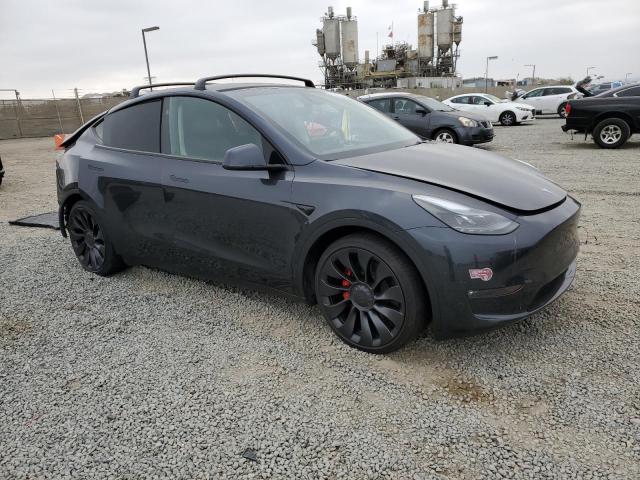2024 TESLA MODEL Y 7SAYGDEF7RF204900