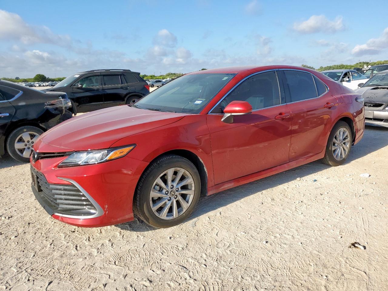 TOYOTA CAMRY LE