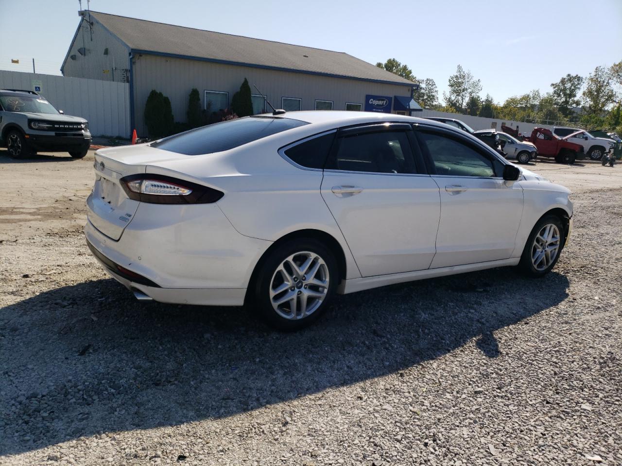 FORD FUSION SE