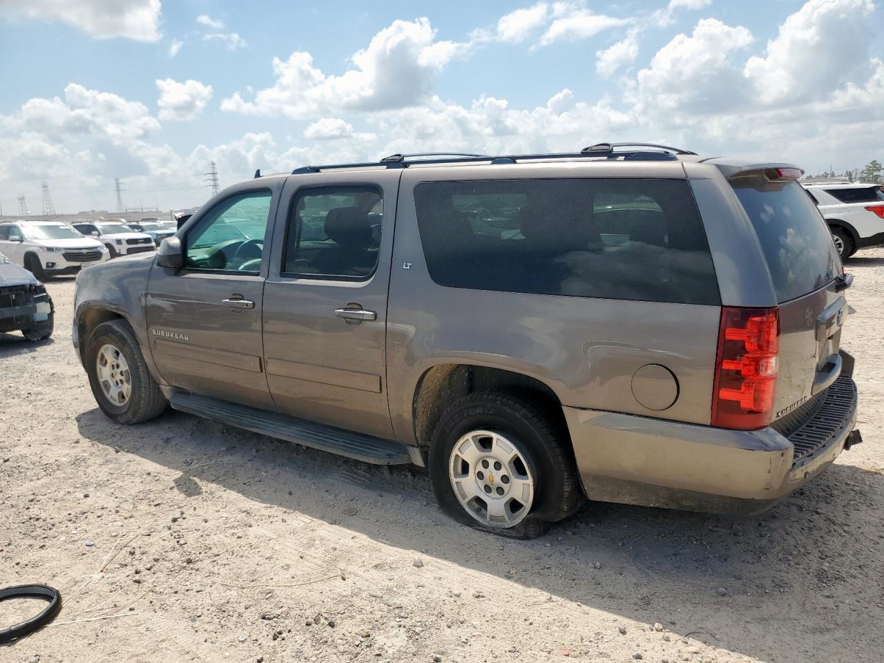 CHEVROLET SUBURBAN C1500 LT