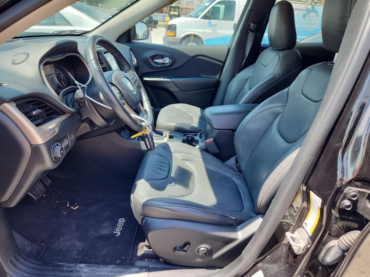 JEEP GRAND CHEROKEE LATITUDE