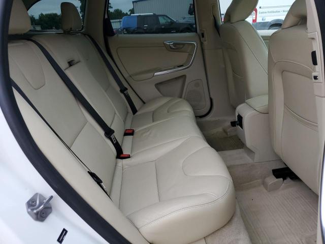 2015 VOLVO XC60 T6 PR YV4902RK4F2665856
