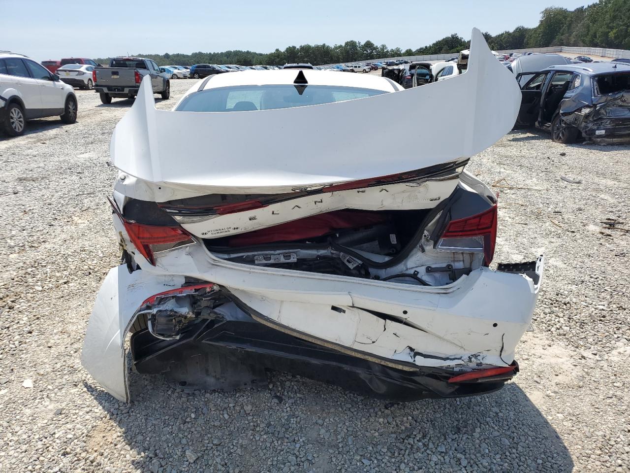 HYUNDAI ELANTRA LIMITED