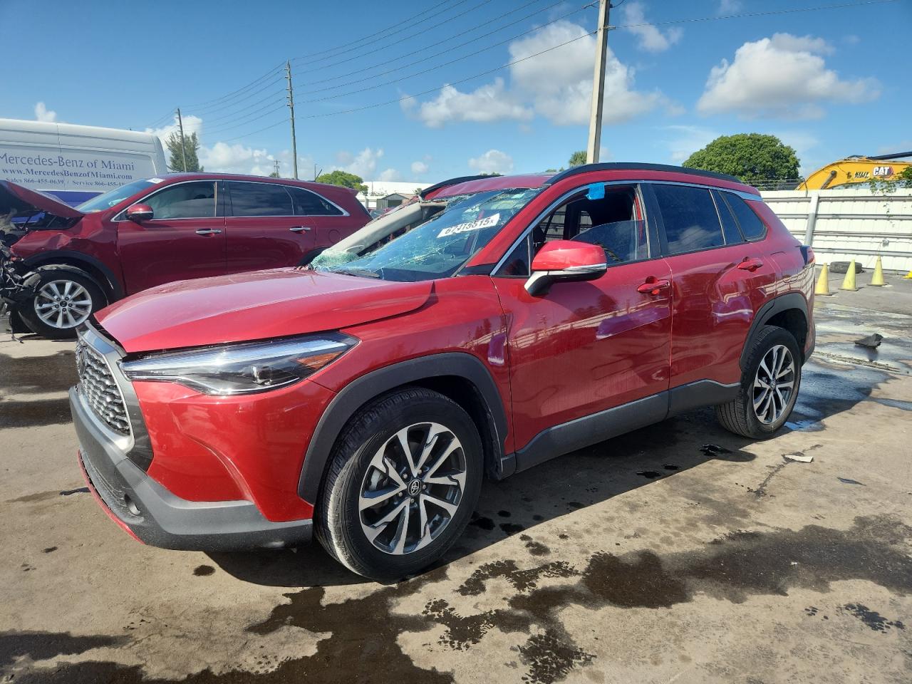 TOYOTA COROLLA CROSS XLE