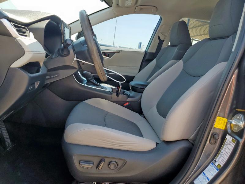 2020 TOYOTA RAV4 XLE 2T3P1RFVXLC070724