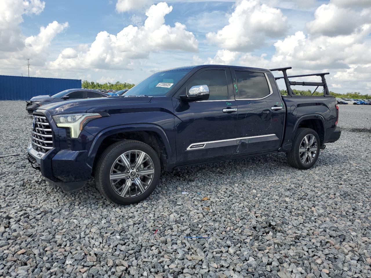 TOYOTA TUNDRA CREWMAX CAPSTONE