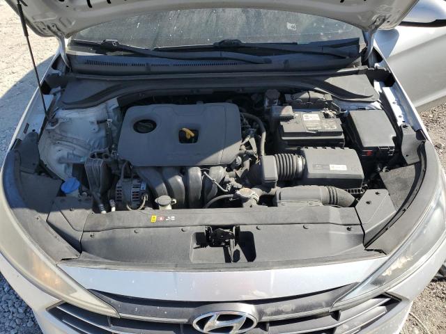 2019 HYUNDAI ELANTRA SE 5NPD74LF3KH406378