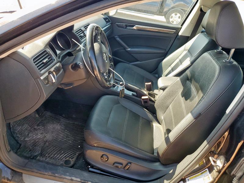 2018 VOLKSWAGEN PASSAT SE 1VWBA7A38JC050519
