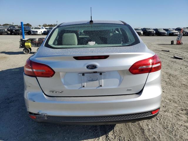 2015 FORD FOCUS SE - 1FADP3F22FL232636