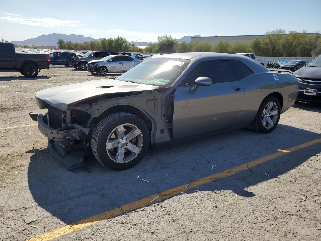  Salvage Dodge Challenger