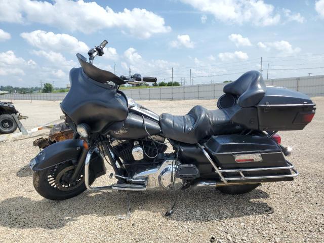 2011 HARLEY-DAVIDSON FLHTCU 1HD1FC414BB627796