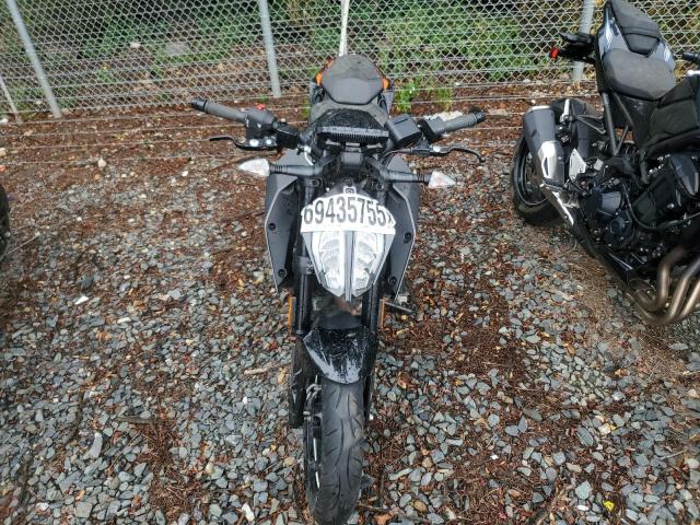2023 KTM 390 DUKE MD2JPJ400PN201176
