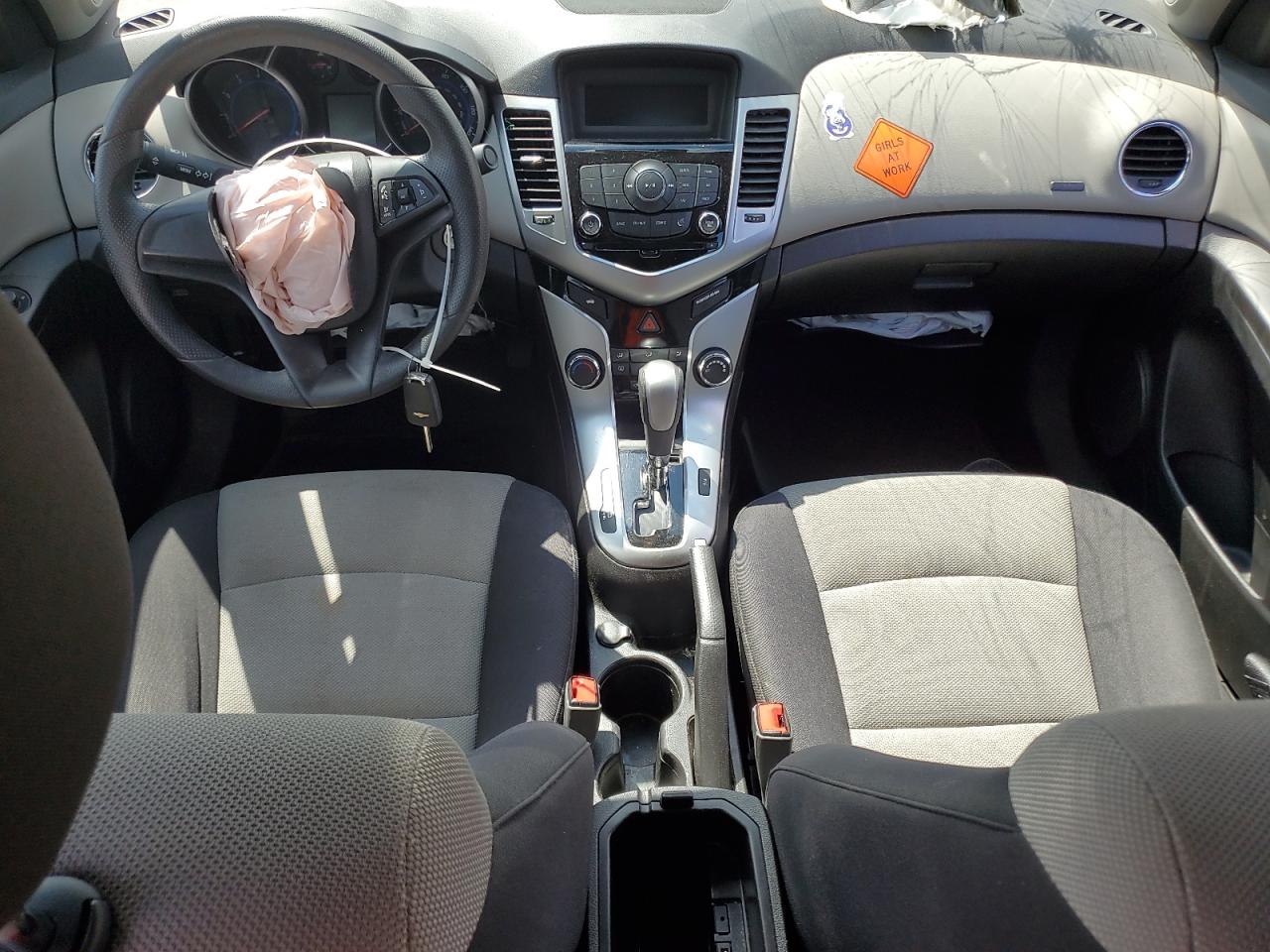 CHEVROLET CRUZE LS