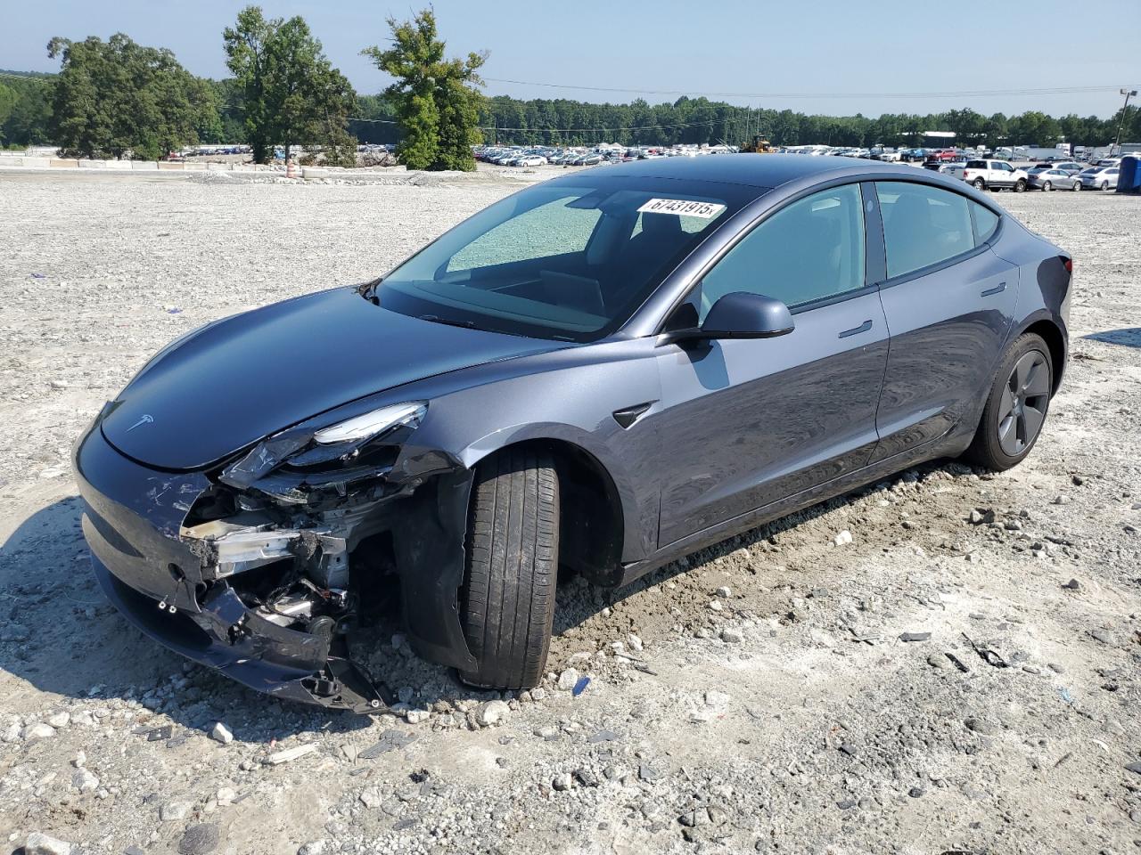 TESLA MODEL 3