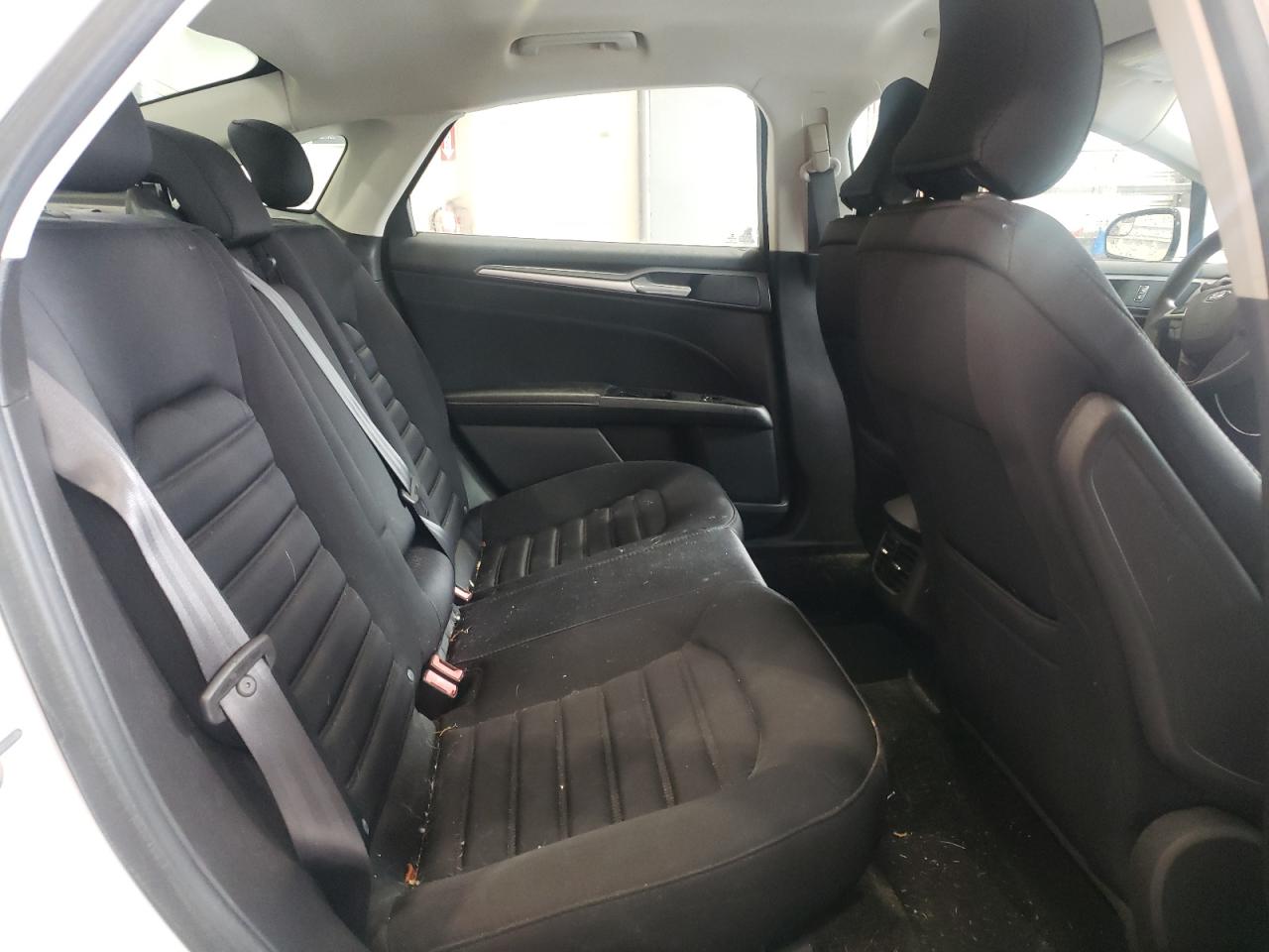 FORD FUSION SE HYBRID