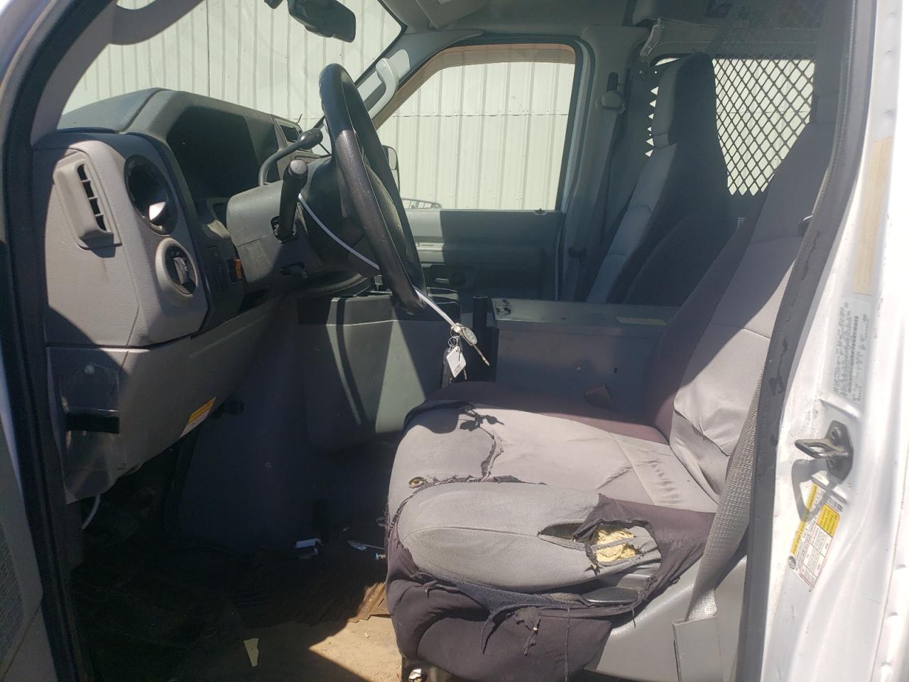 FORD ECONOLINE E250 VAN