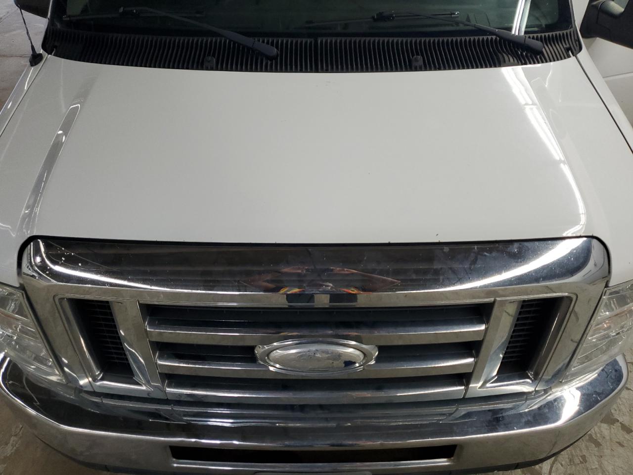 FORD ECONOLINE E350 SUPER DUTY WAGON