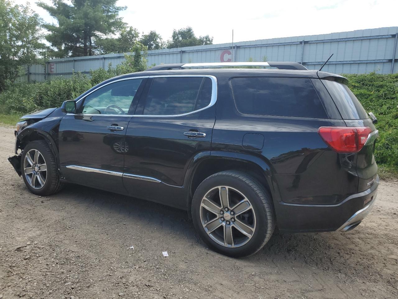 GMC ACADIA DENALI