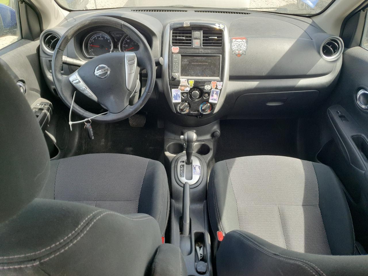 NISSAN VERSA S