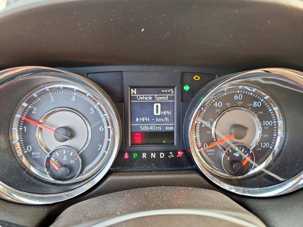 CHRYSLER TOWN & COUNTRY TOURING L