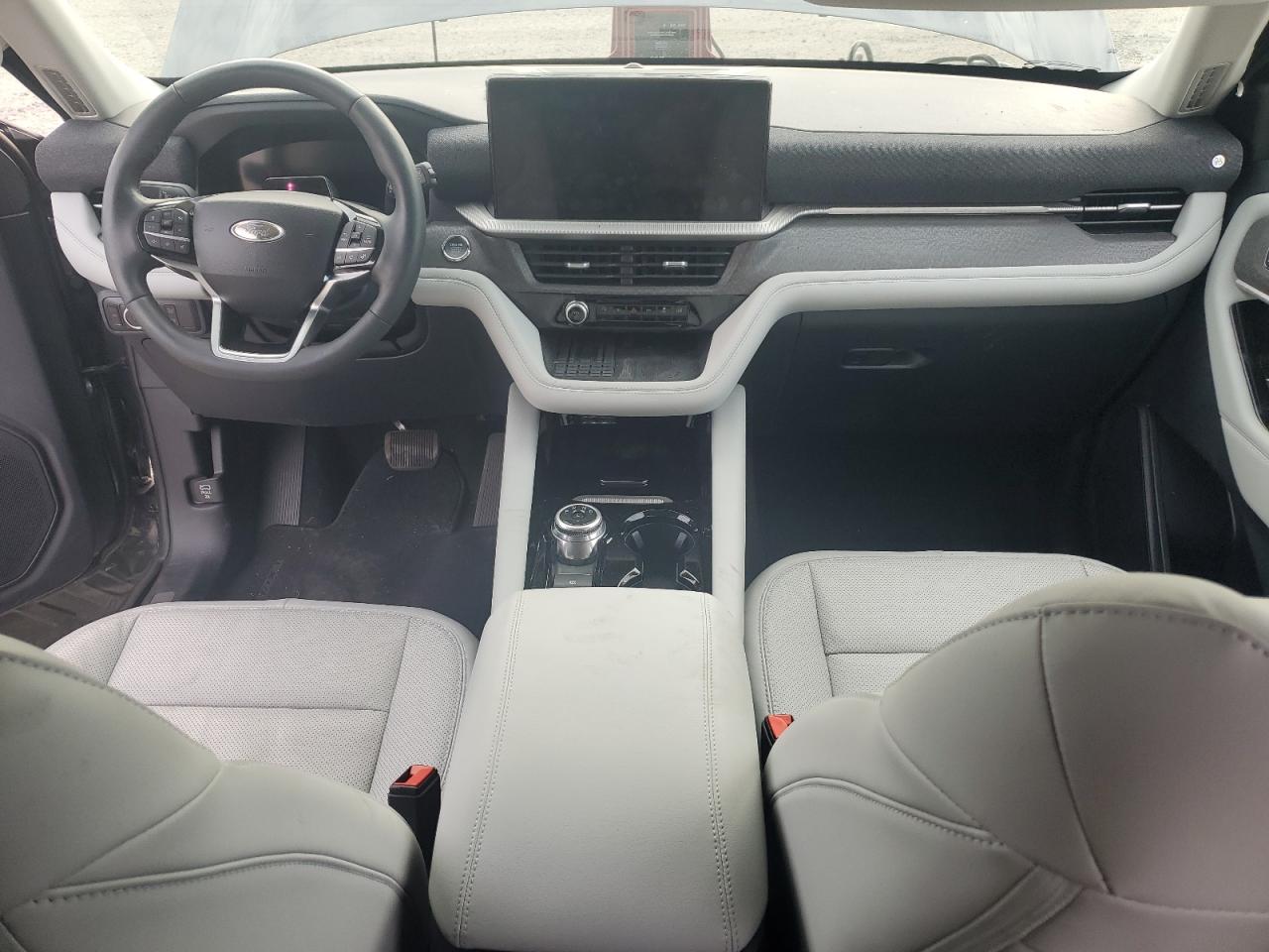 FORD EXPLORER PLATINUM