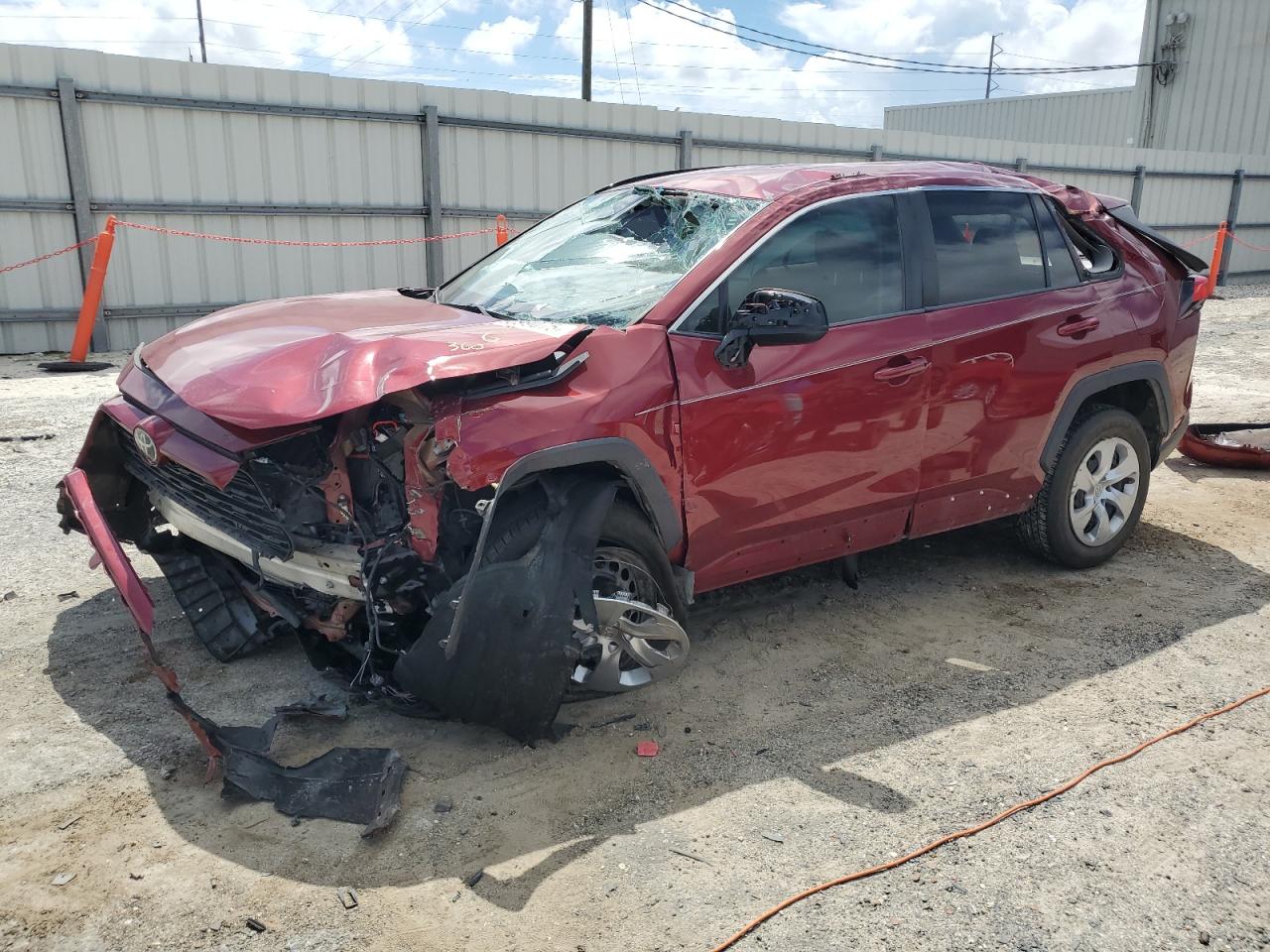 TOYOTA RAV4 LE