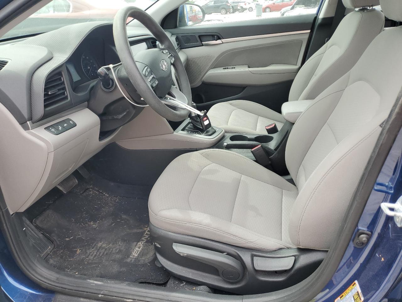 HYUNDAI ELANTRA SEL