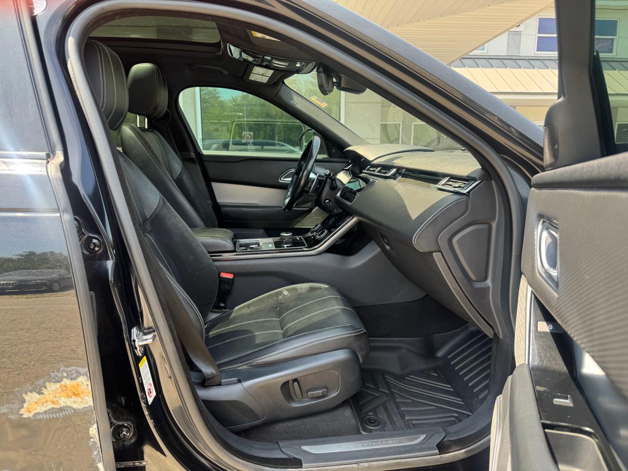 LAND ROVER RANGE ROVER R-DYNAMIC SE