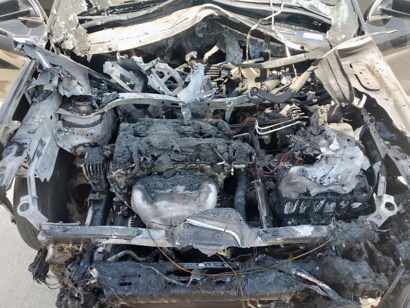 2019 JEEP CHEROKEE LATITUDE PLUS 1C4PJLLB4KD428613