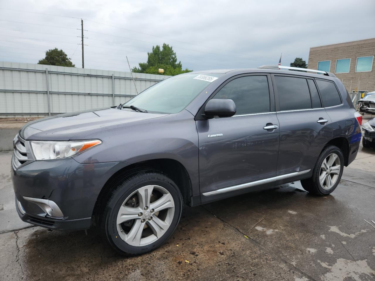 TOYOTA HIGHLANDER LIMITED