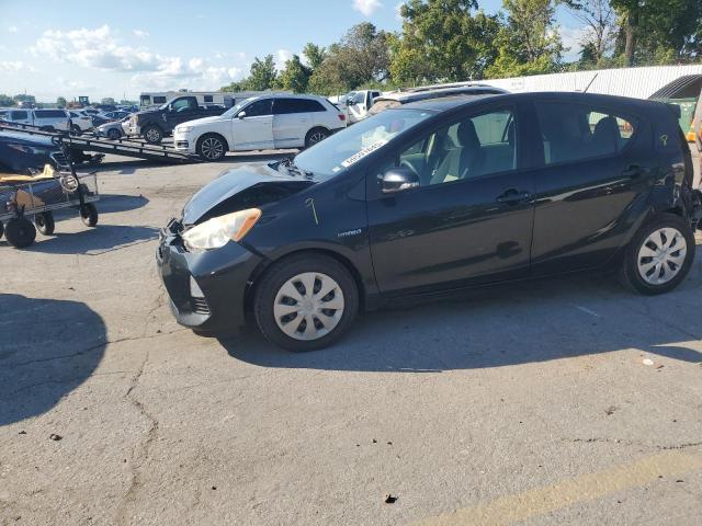 TOYOTA PRIUS C