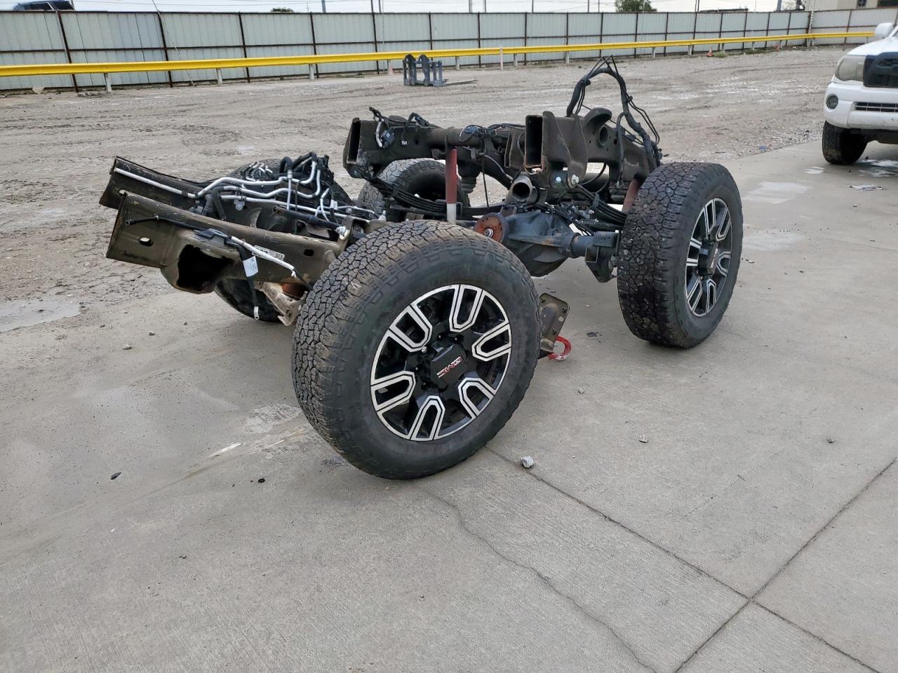 GMC SIERRA K2500 AT4