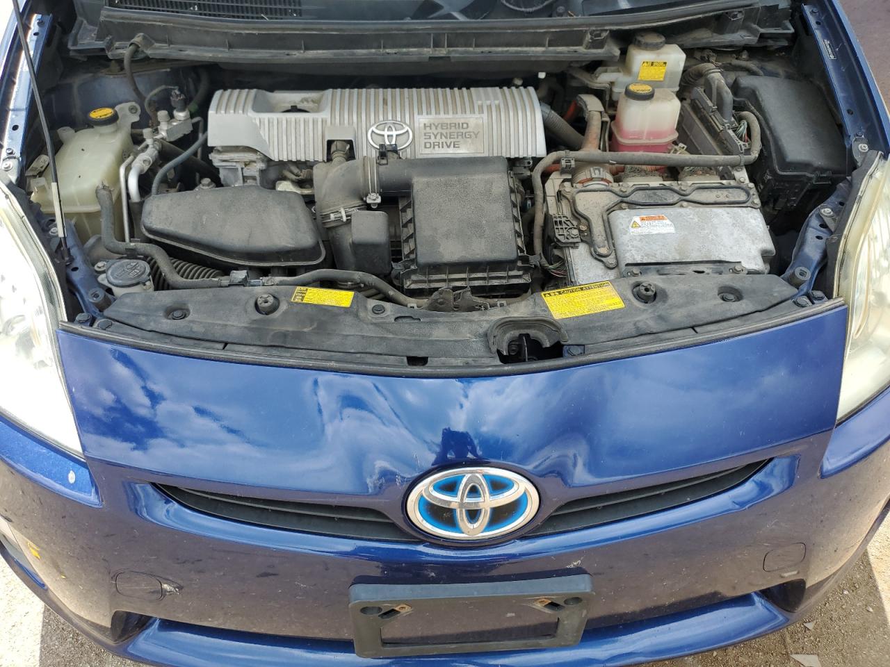 TOYOTA PRIUS