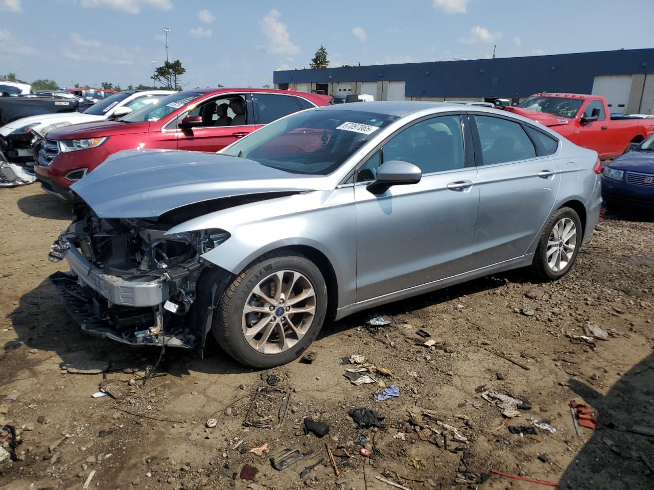 FORD FUSION SE