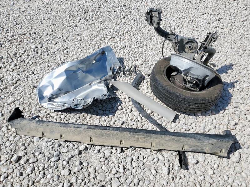 2018 NISSAN ROGUE S KNMAT2MT1JP510054