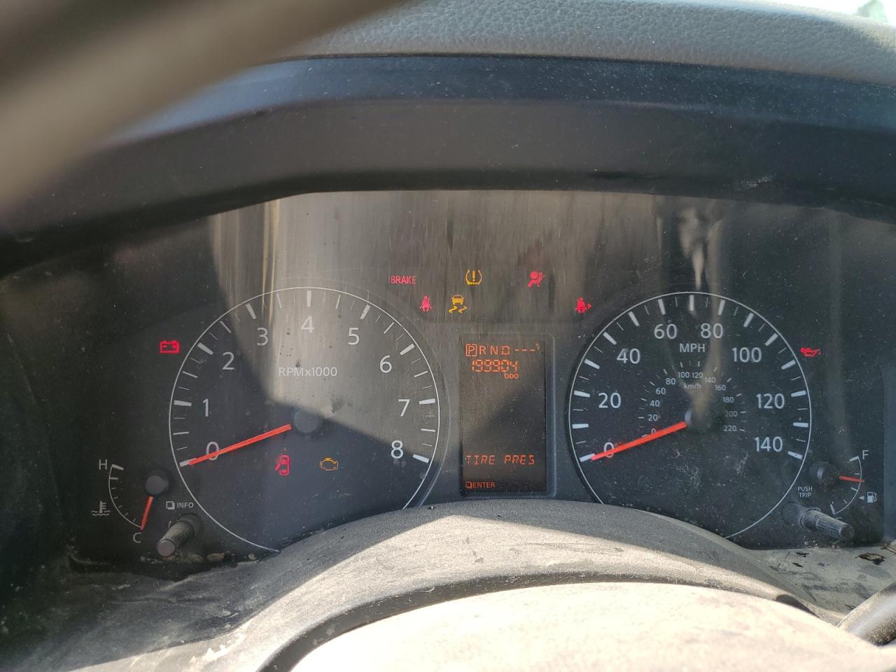 NISSAN NV2500 2500 S