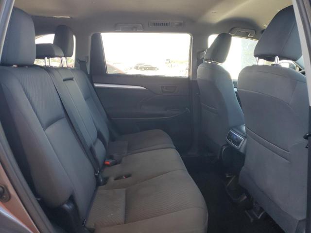 2019 TOYOTA HIGHLANDER 5TDZARFH5KS048888