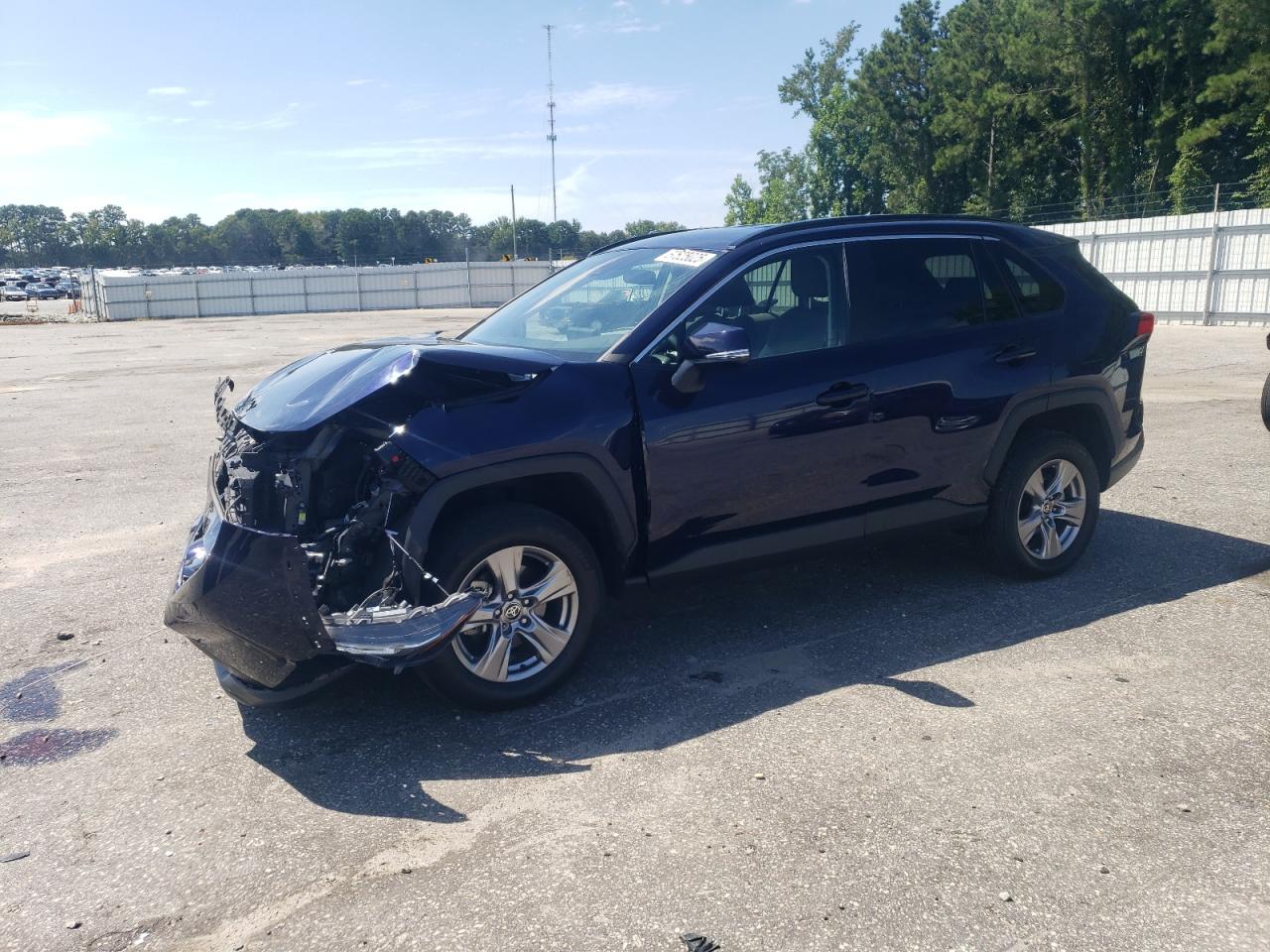 TOYOTA RAV4 XLE