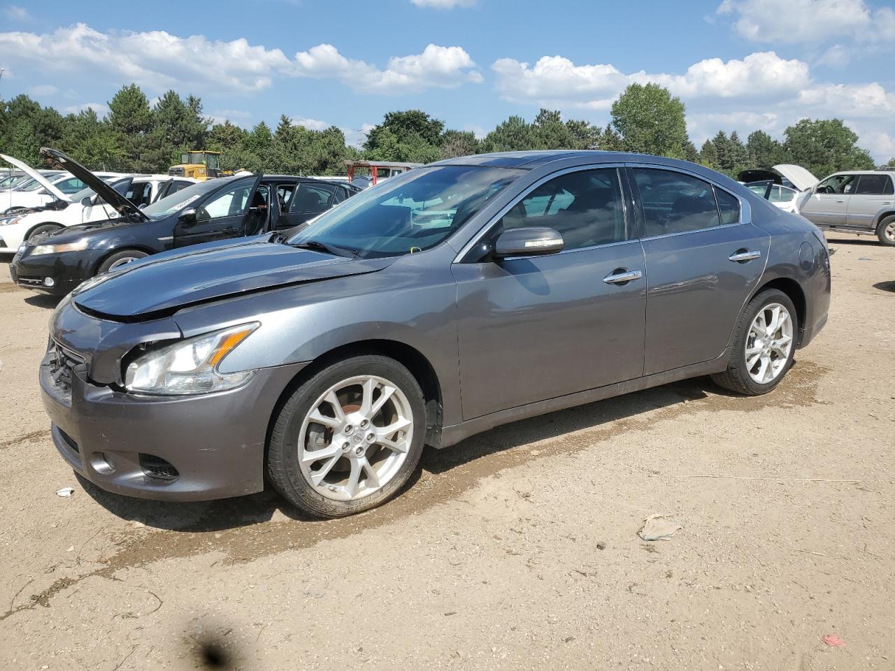 NISSAN MAXIMA S