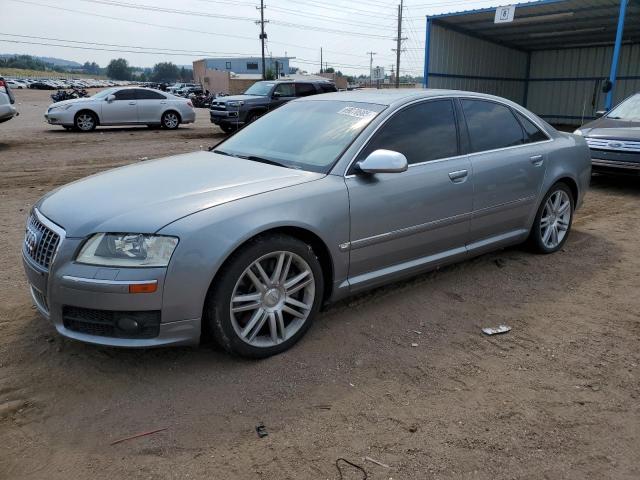 AUDI S8 QUATTRO