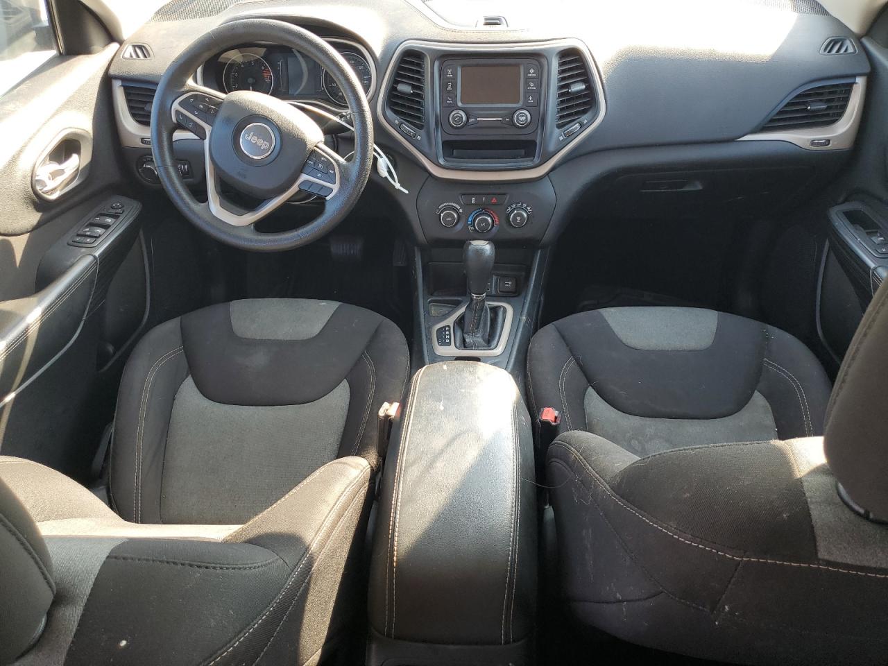 JEEP GRAND CHEROKEE SPORT