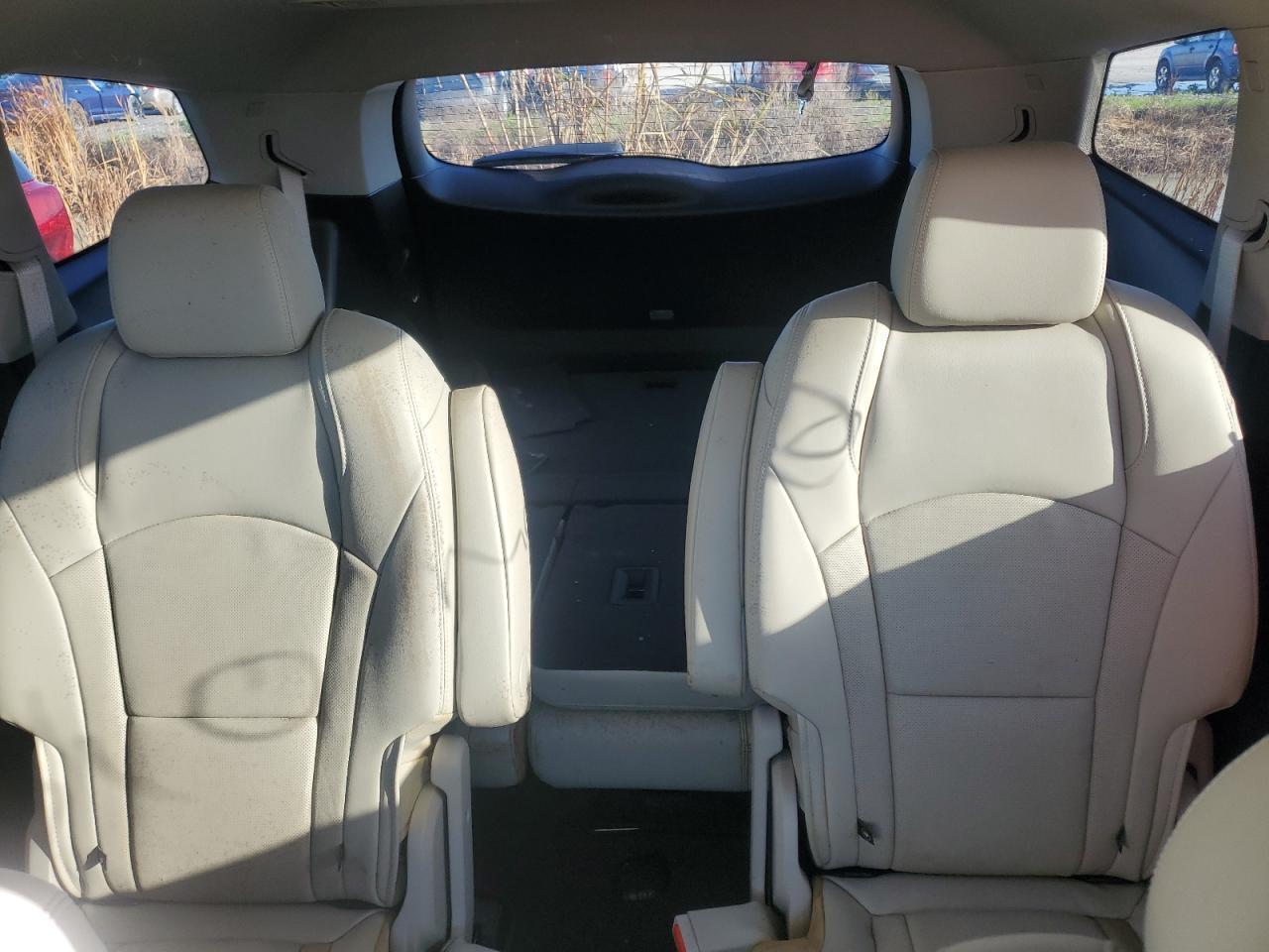 BUICK ENCLAVE ESSENCE