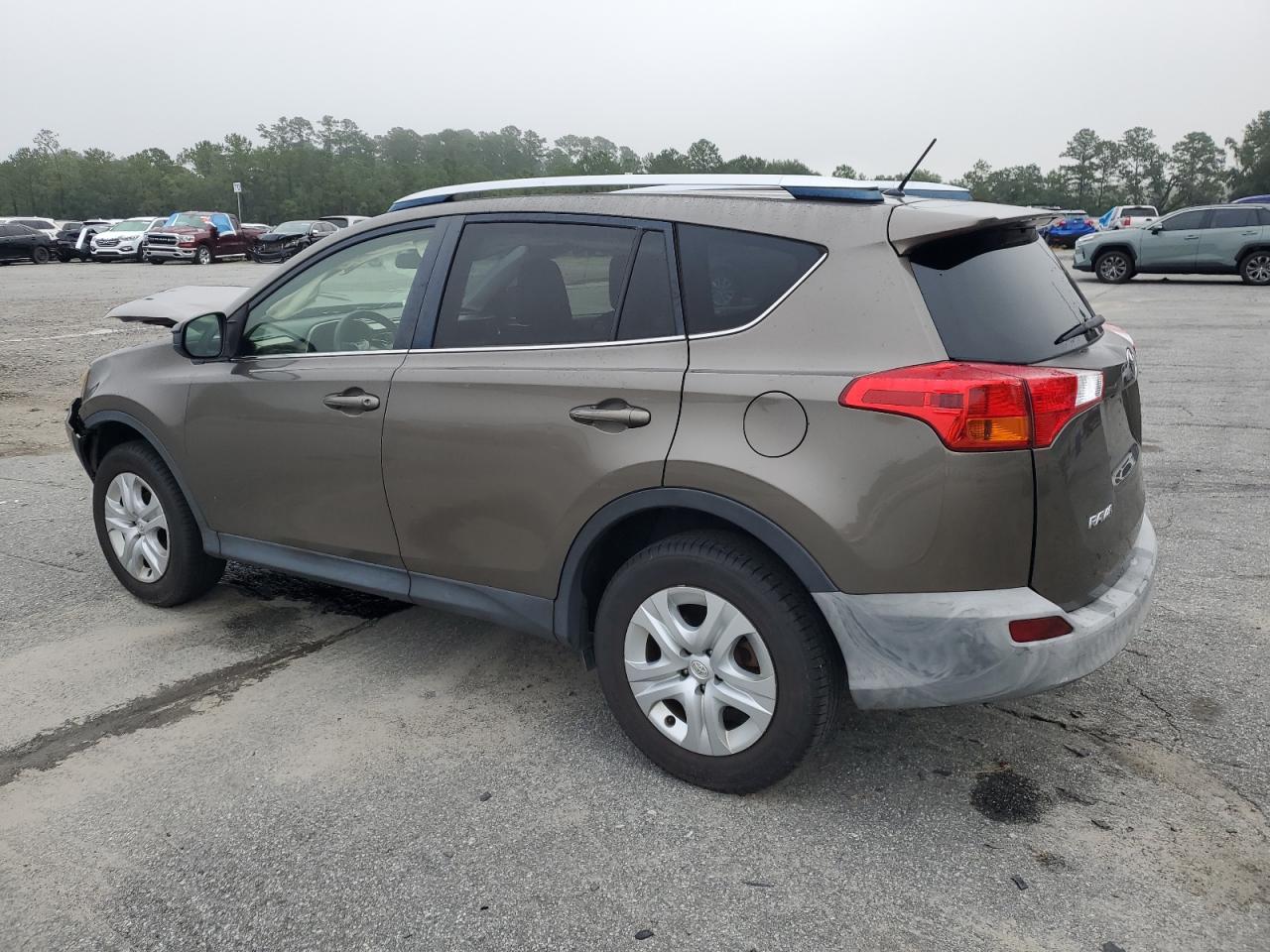 TOYOTA RAV4 LE