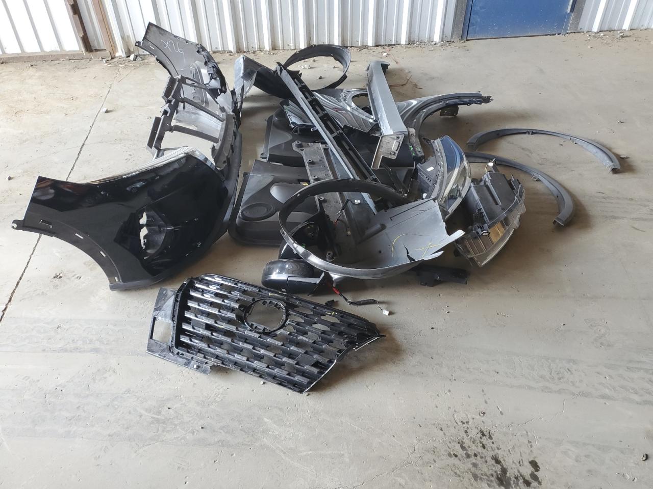 Lot #3311730220 2021 NISSAN KICKS SV