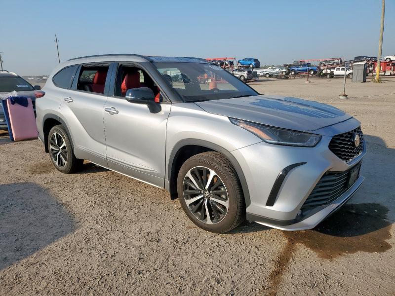 2022 TOYOTA HIGHLANDER 5TDLZRBH0NS236971