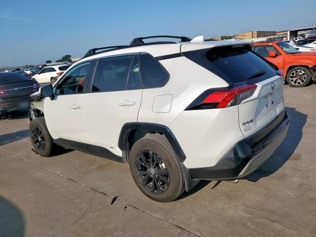 TOYOTA RAV4 SE